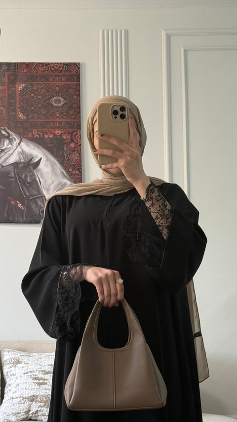 عباية دانتيل