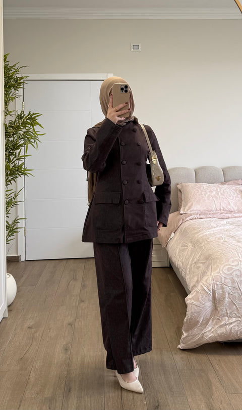 طقم جينز ازرار