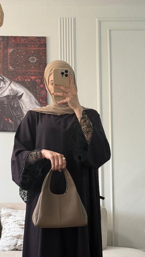 عباية دانتيل