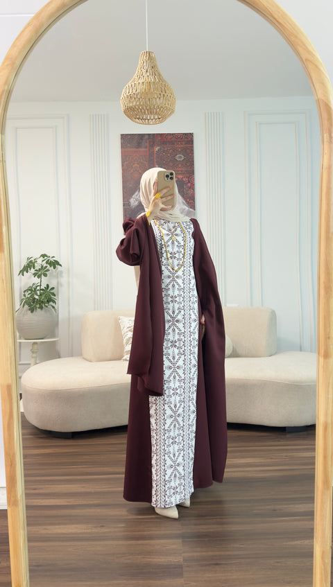 فستان أجنحة تطريز