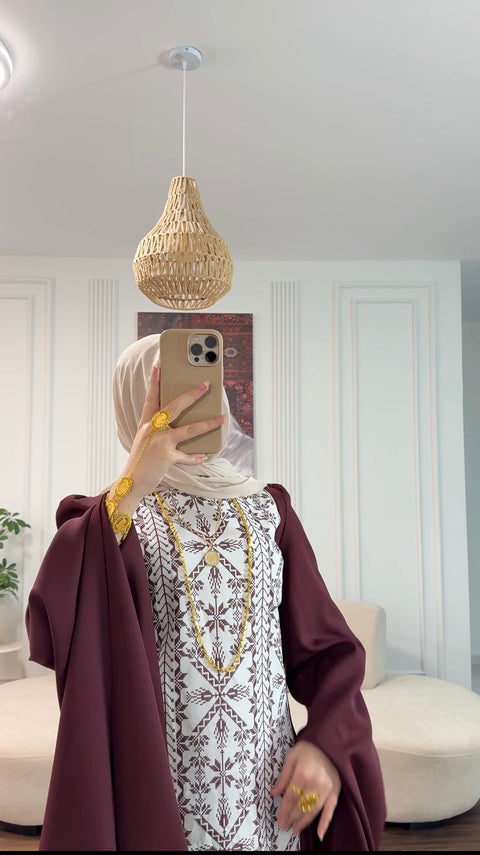 فستان أجنحة تطريز