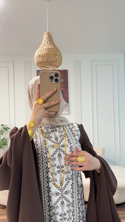 فستان أجنحة تطريز