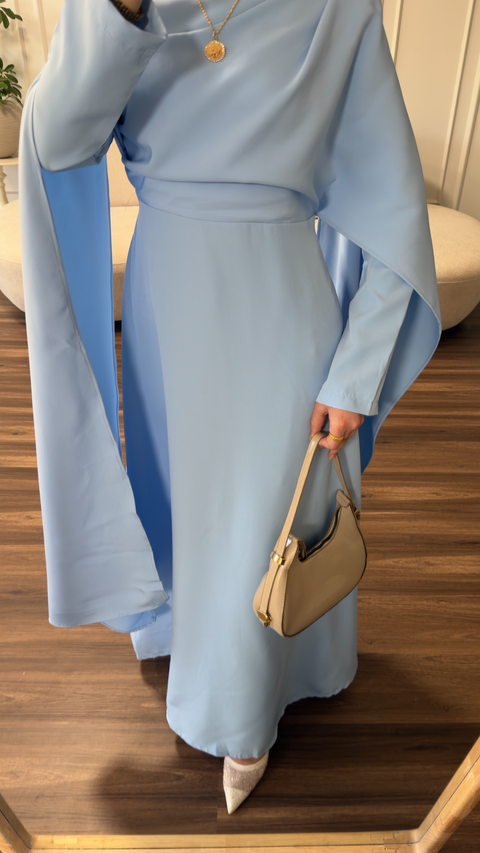 فستان أجنحة